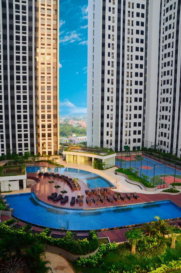 Louis Kienne Cikarang Hotel & Service Apartment Bekasi Luaran gambar